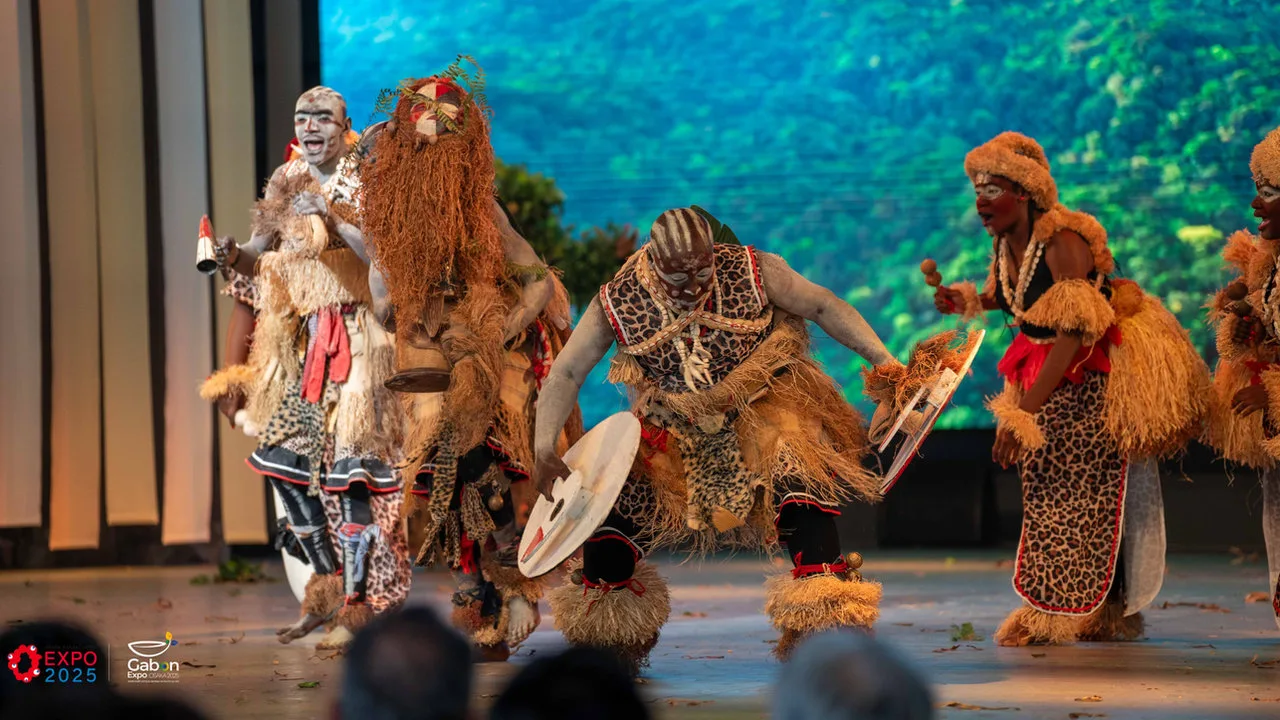 Osaka 2025 : Le Gabon célèbre l’amitié et la forêt lors de sa journée nationale — photographie 8