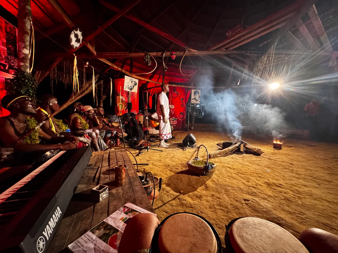 Ndossi Village, Cœur Battant des Traditions : Retour sur la 2ème Y’Azo Conférence — photographie 5