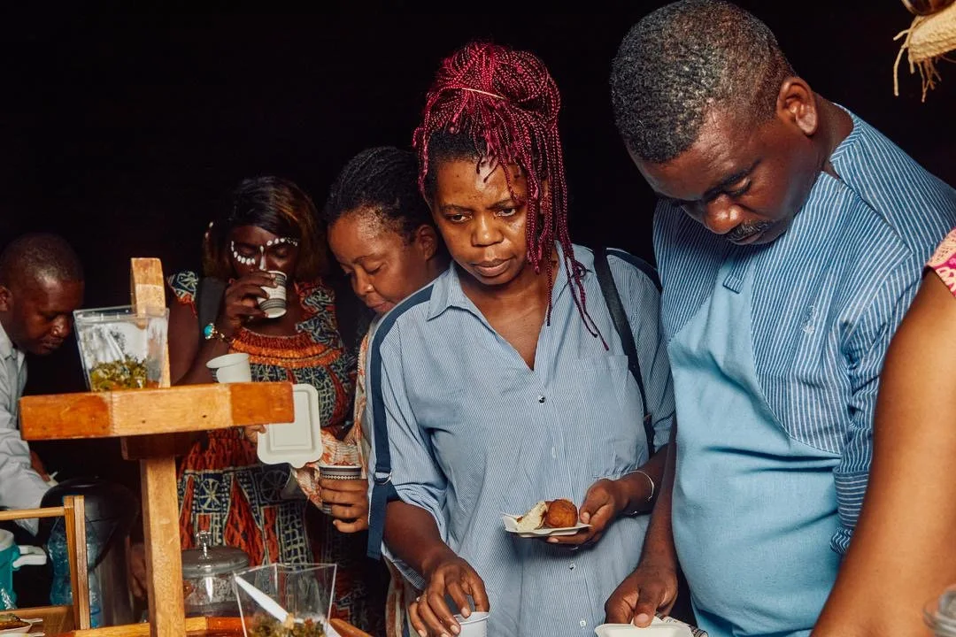 Ndossi Village, Cœur Battant des Traditions : Retour sur la 2ème Y’Azo Conférence — photographie 1