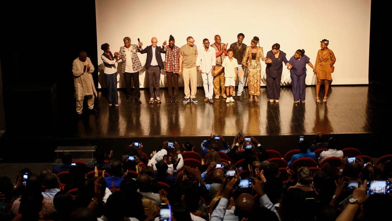 AFROTŌPIA, UNE OEUVRE CINÉMATOGRAPHIQUE GABONAISE, QUI VALORISE LE PATRIMOINE NATUREL ET CULTUREL — photographie 1
