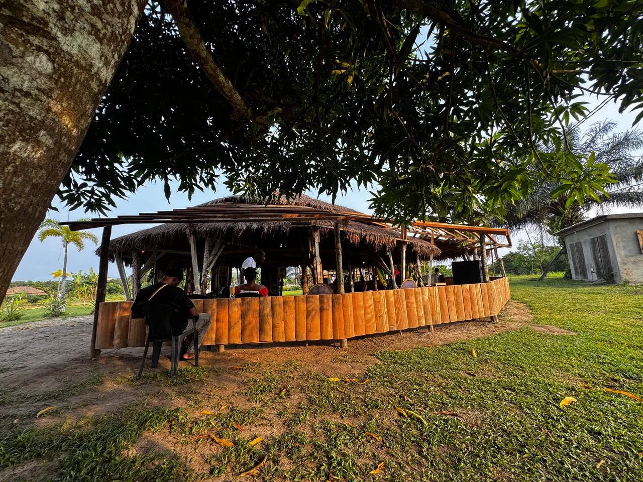 Ndossi Village, Cœur Battant des Traditions : Retour sur la 2ème Y’Azo Conférence — photographie 9